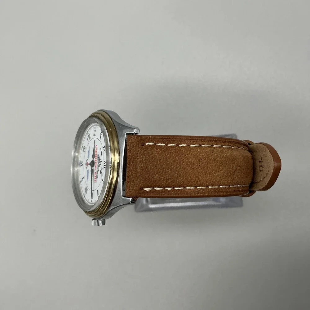 Chaika Oficerskie Mens Watch 36mm USSR Brown Leather Band Military Manual Wind